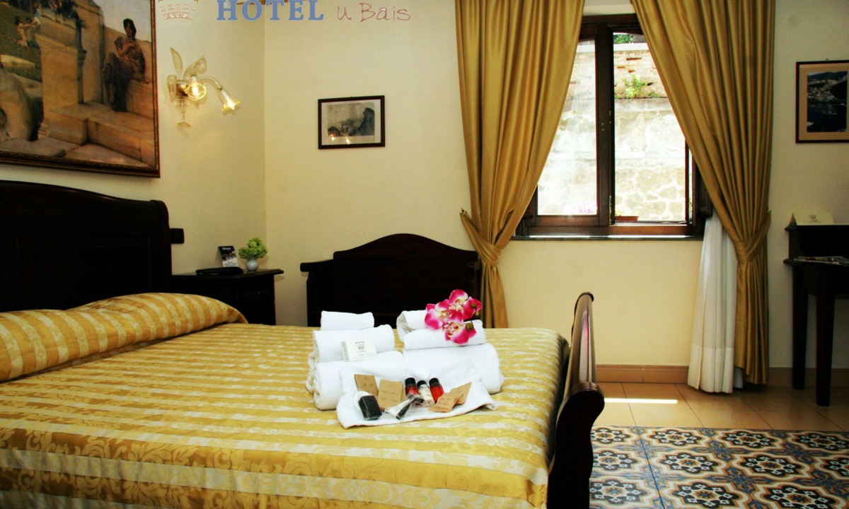 Scilla Hotel | Hotel U'Bais