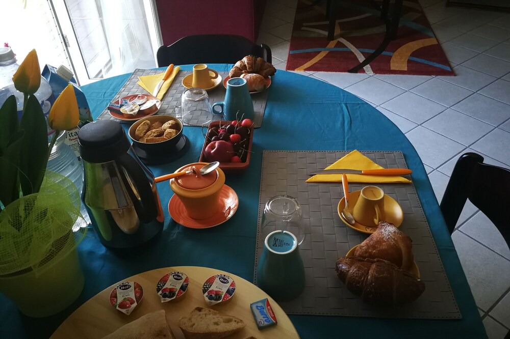 Marzano Appio Hotel | Villa Nora