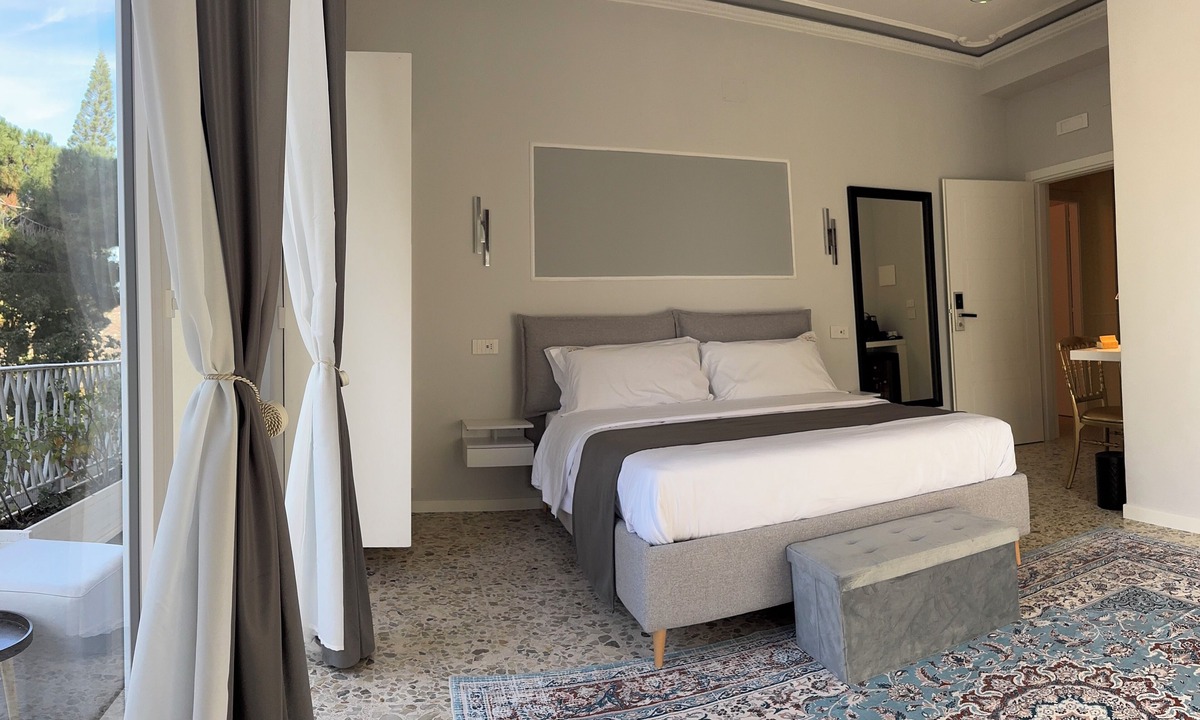 Reggio Calabria Bed & Breakfast | AC GOLD B&B Boutique Rooms & Suite