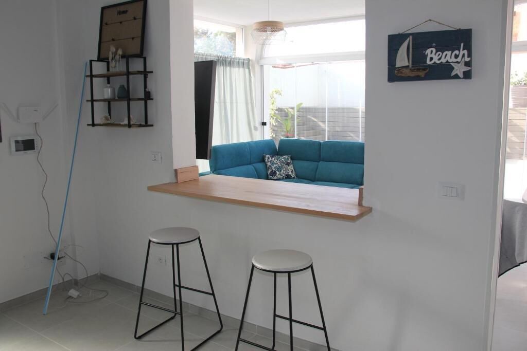 Isola delle Femmine House | isola bianca