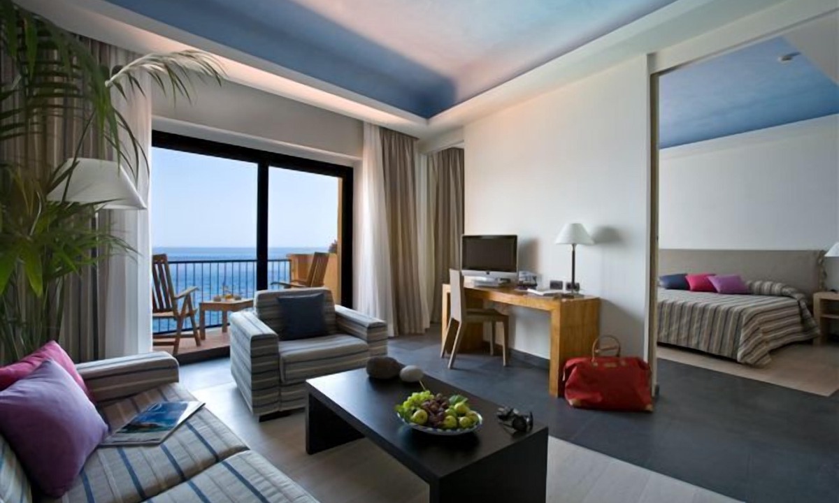 Santa Tecla Hotel | Hotel Santa Tecla Palace