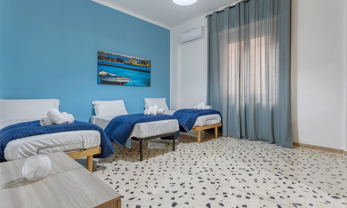 Kalsa Apartment | Holiday Apartment "Dorotea" with Private Terrace, A/C & Wi-Fi