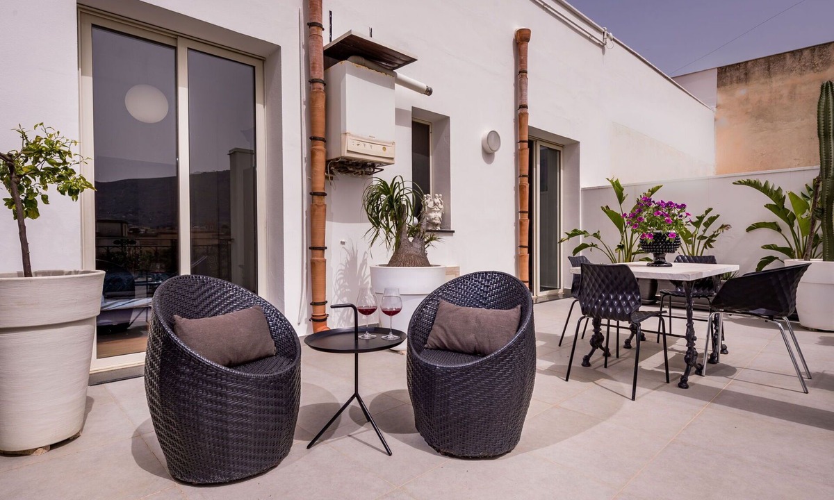 Terrasini Apartment | Lovely apartment for 4 guests with A/C, WIFI, TV and terrace