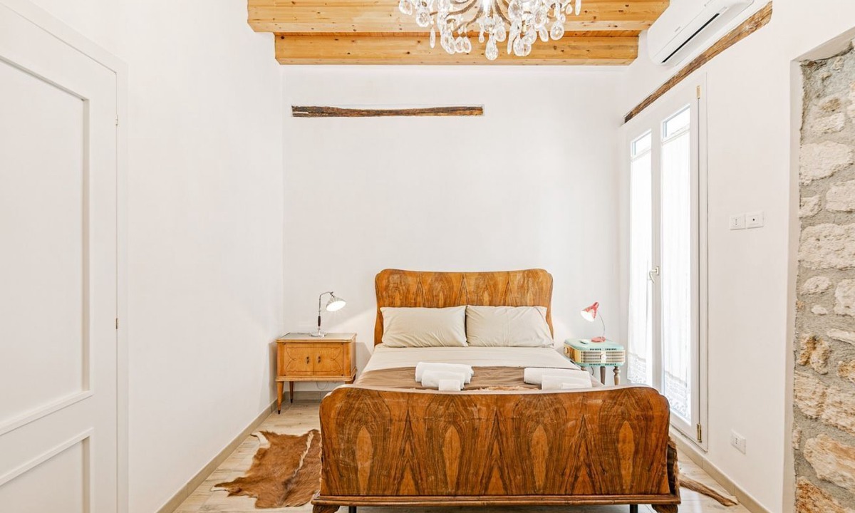 Albergheria Apartment | GuestHost - Norman Palace Stylish Apartment