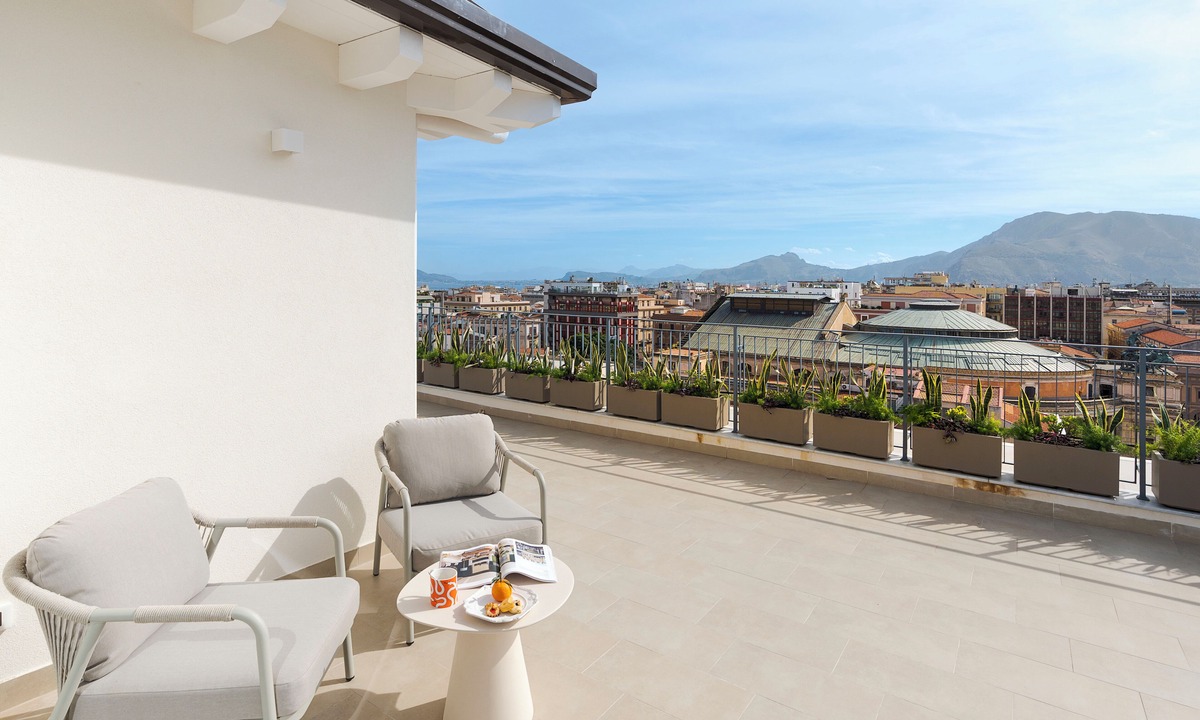 Borgo Vecchio Apartment | Skyline Penthouse - Panoramic Views Over the Heart of Palermo