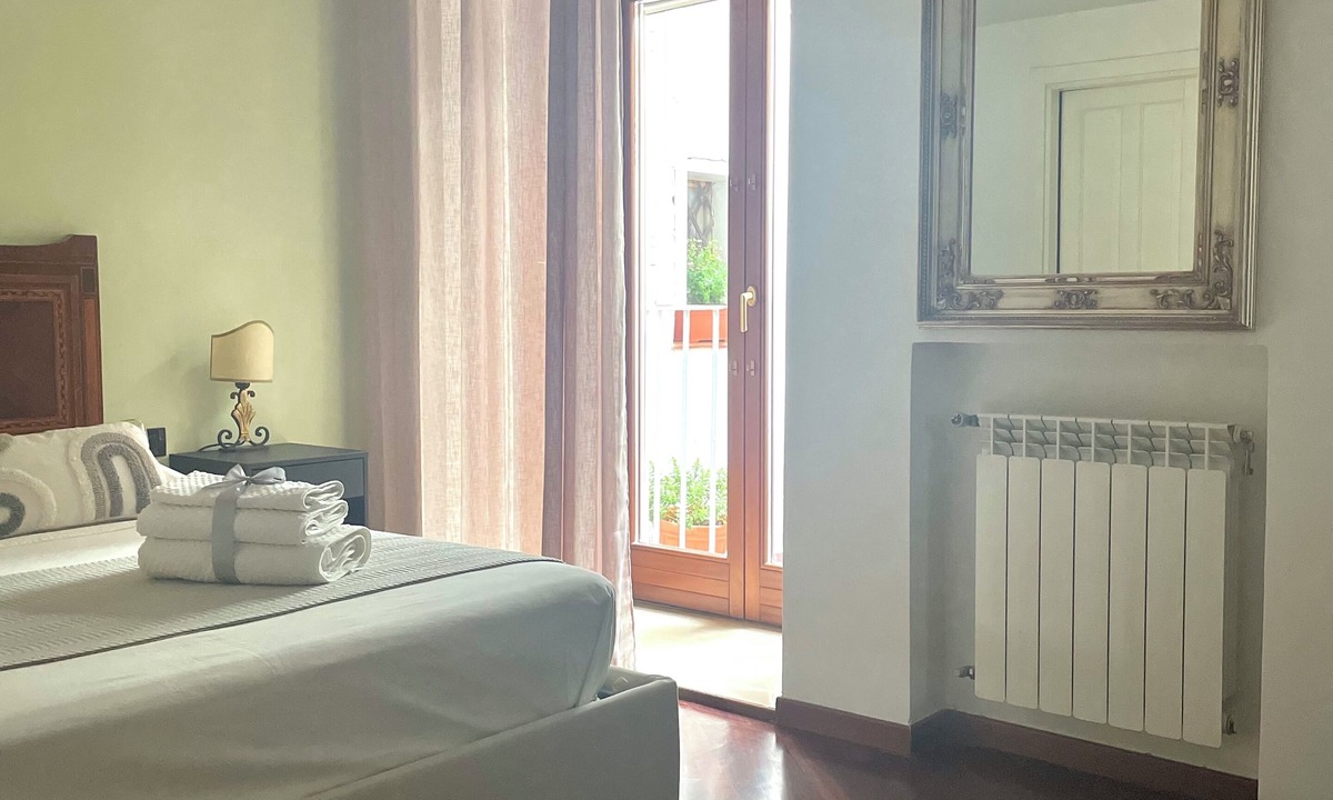 Quartieri Spagnoli Apartment | Apartment Luxury Via Chiaia