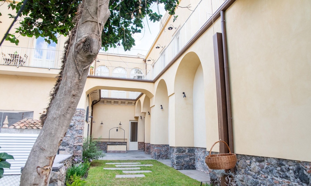 Coste Apartment | Apartment in Giarre near Mount Etna