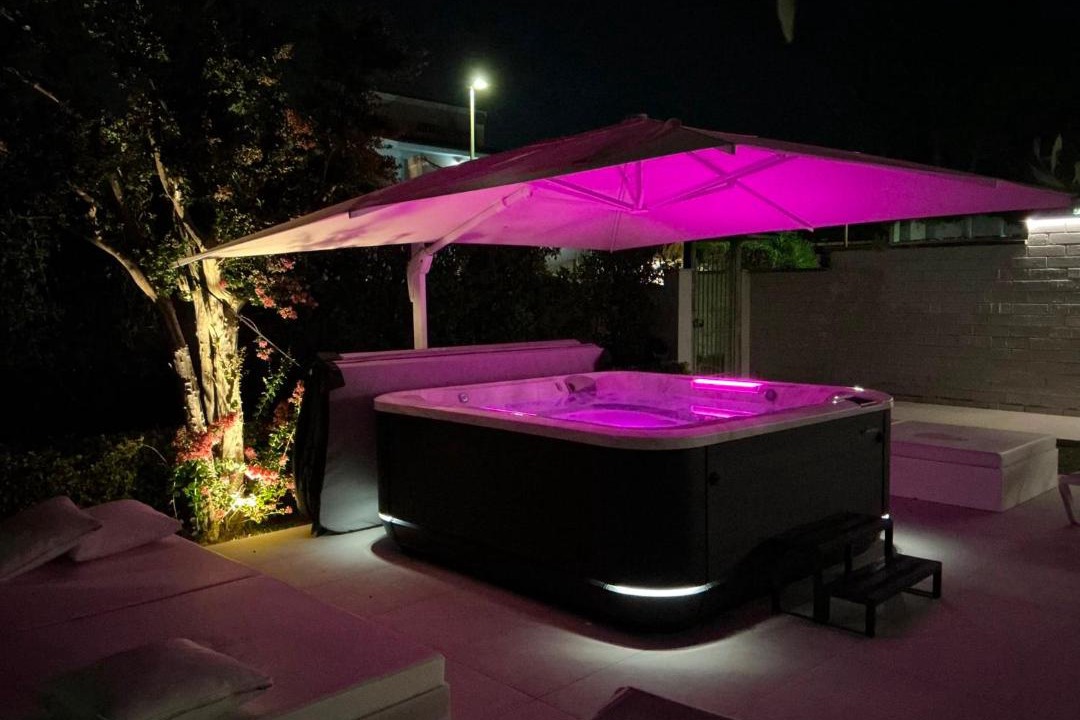 Zona XXX Castel Fusano Villa | Villa Karina - Luxury Suite, Jacuzzi Pool & Garden Ostia Rome