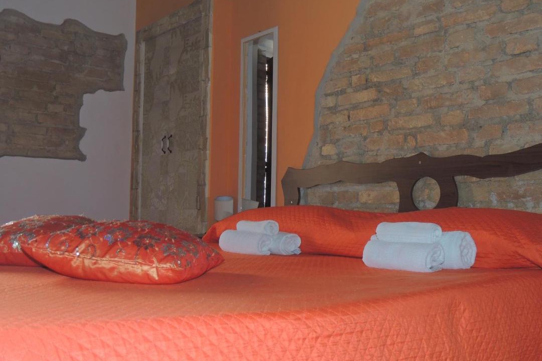 Province of Messina Bed & Breakfast | All'Ombra Del Noce B&B