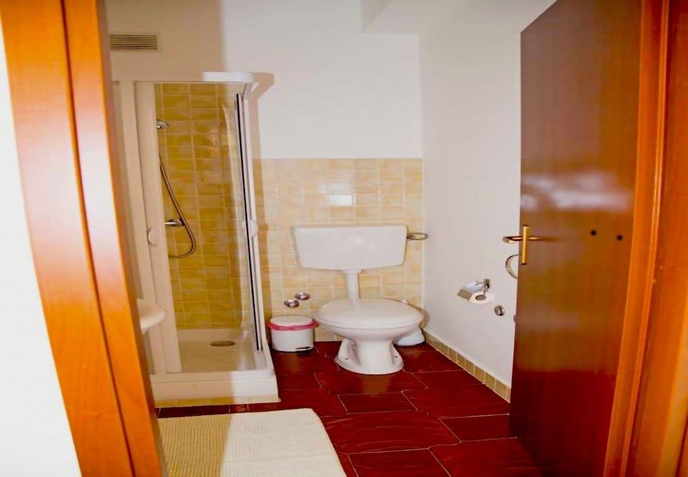 Photo of Bathroom in Pergusa