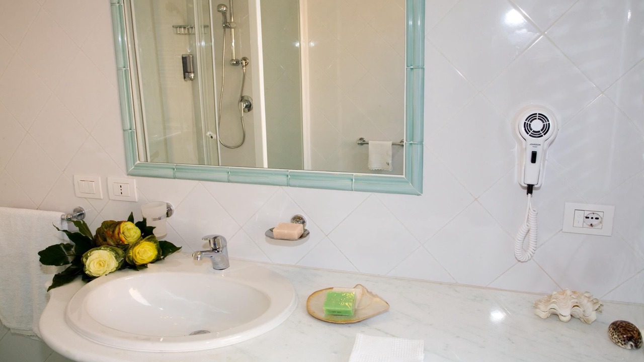 Photo of Bathroom in Torre di Faro