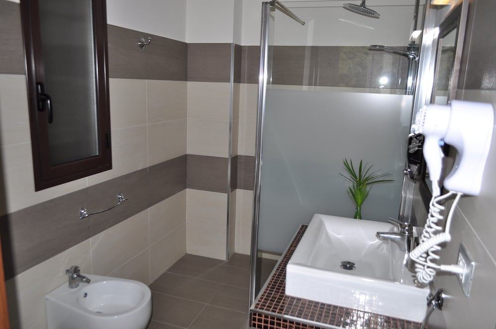 Photo of Bathroom in Biancavilla