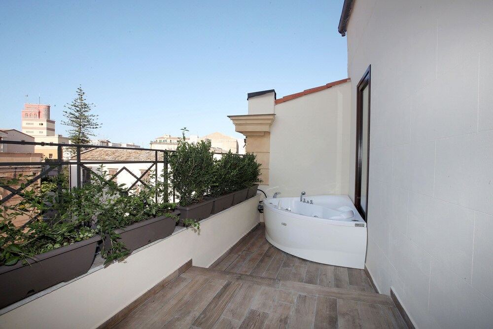 Photo of Patio Balcony in Monte di Pieta