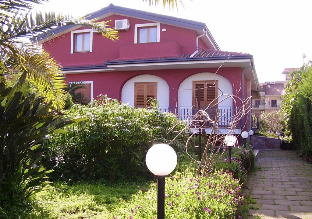 Photo of Buildings in Aci Sant'Antonio