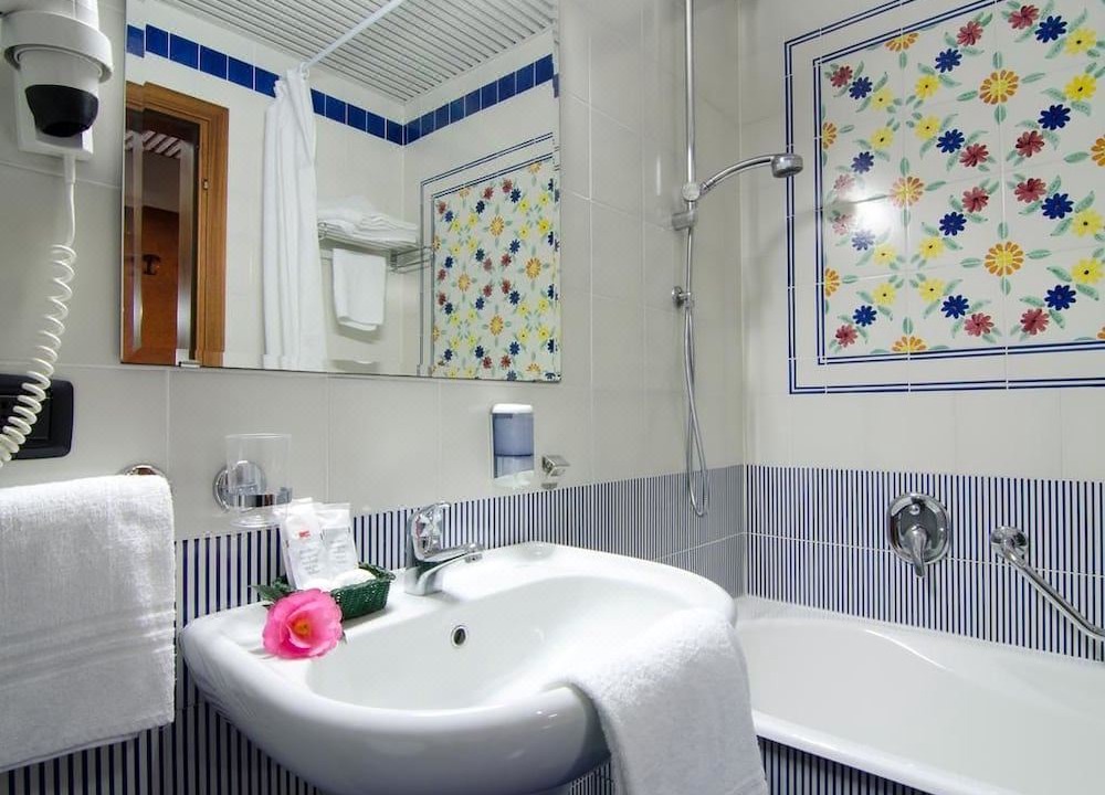 Photo of Bathroom in Chianchitta-Pallio
