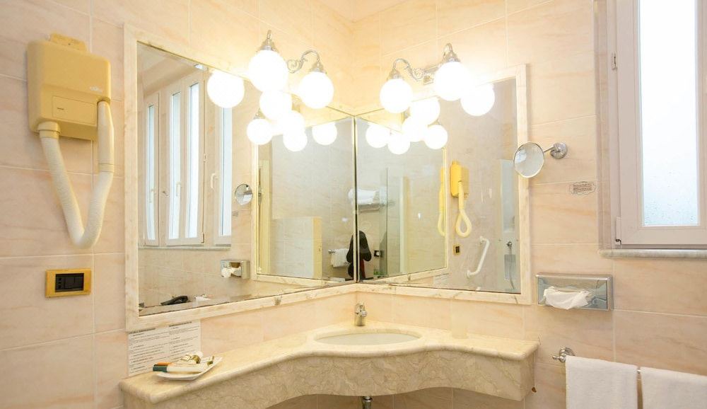 Photo of Bathroom in Grottasanta