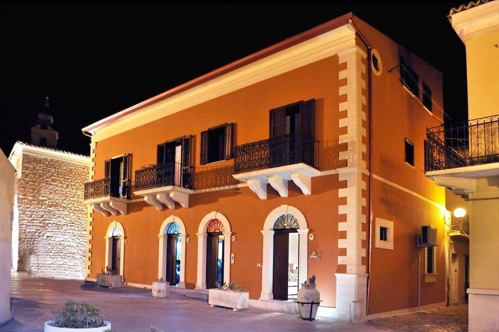 Photo of Buildings in Comiso