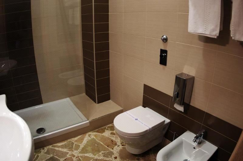 Photo of Bathroom in Rilievo