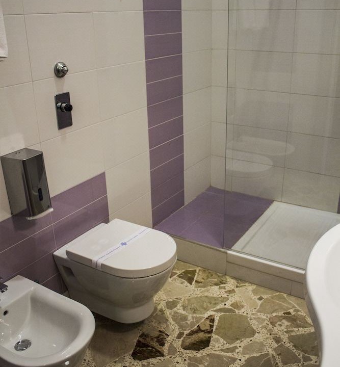 Photo of Bathroom in Rilievo