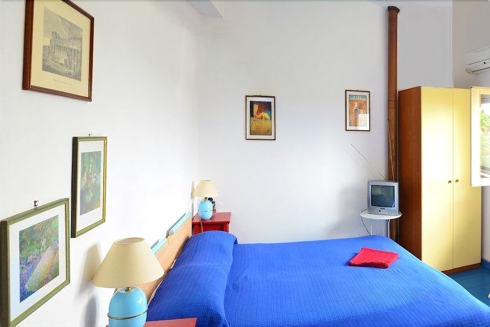 Photo of Bedroom in Belvedere