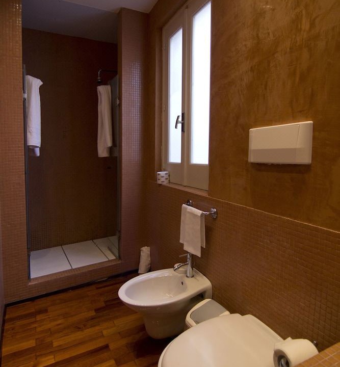 Photo of Bathroom in Ortigia