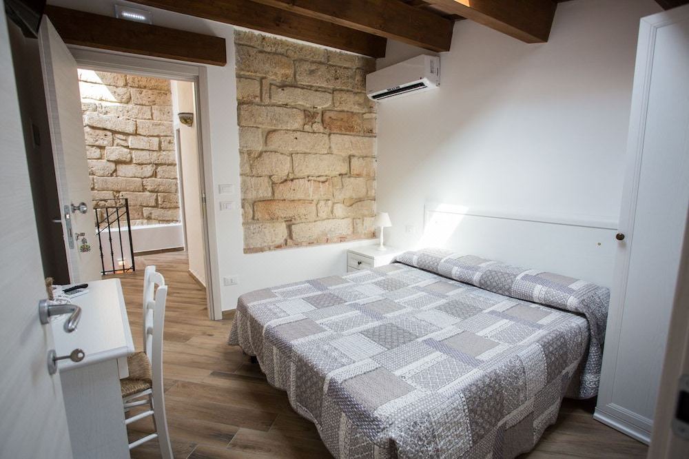 Photo of Bedroom in Cinisi