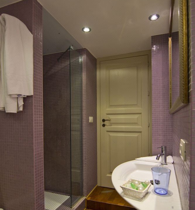 Photo of Bathroom in Ortigia