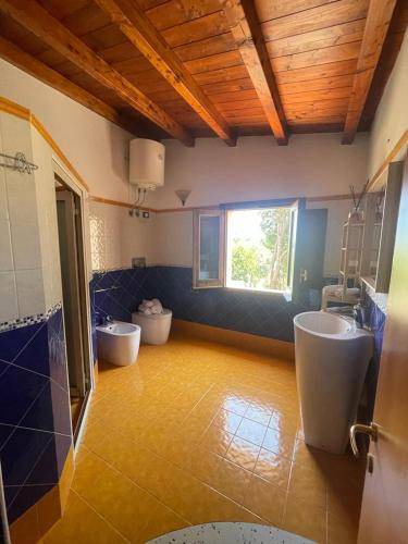 Photo of Bathroom in Fanusa