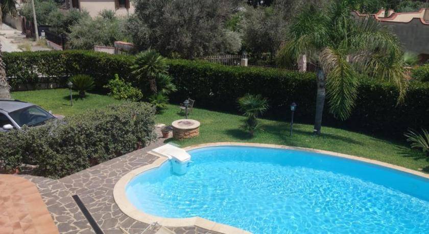 Photo of Others in Villa Grazia di Carini