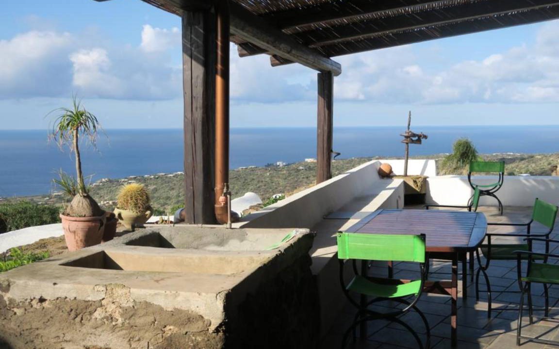 Photo of Patio Balcony in Pantelleria