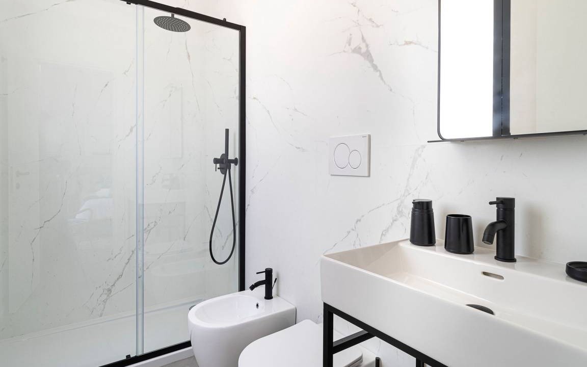 Photo of Bathroom in Carrozziere