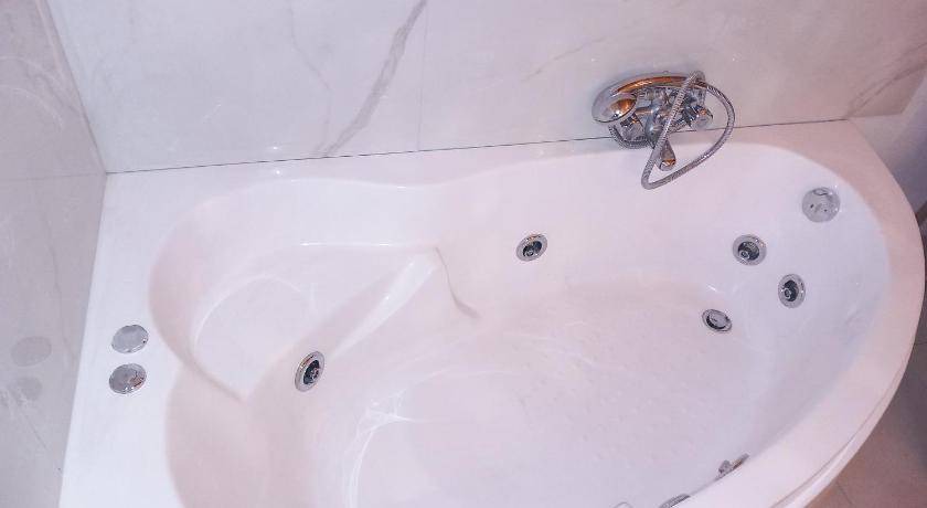 Photo of Bathroom in San Giorgio-Librino-San Giuseppe la Rena-Zia Lisa-Villaggio Sant'Agata