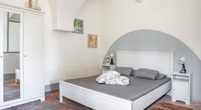 Photo of Bedroom in Carruba