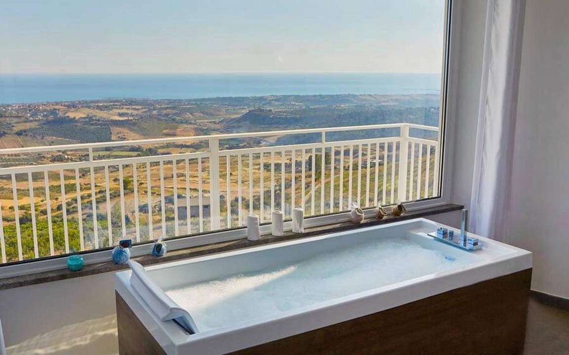 Photo of Bathroom in Favara