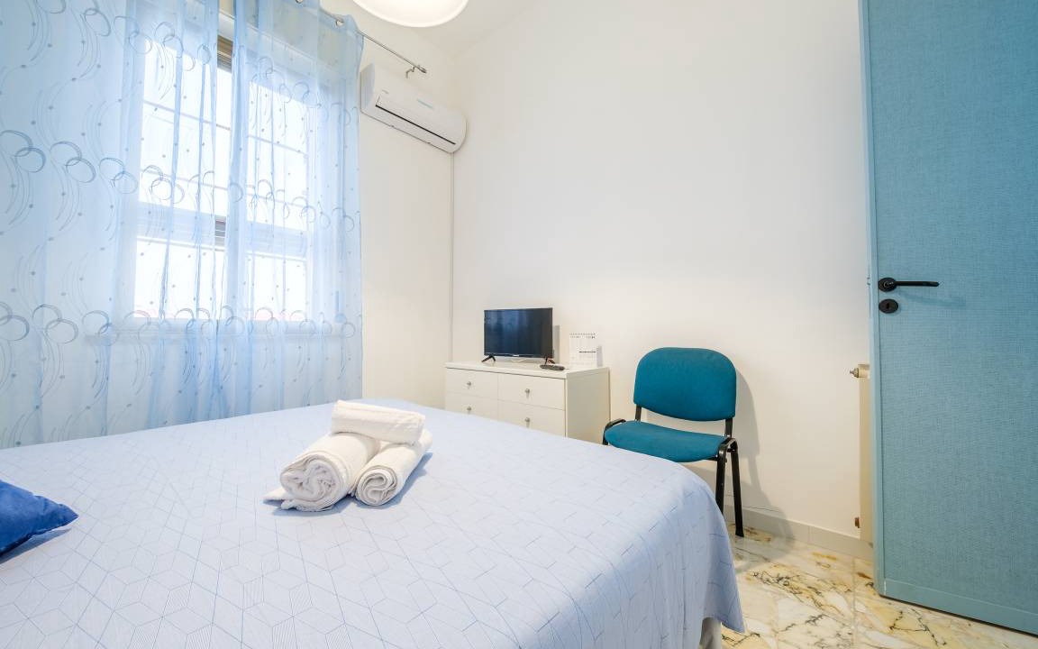 Photo of Bedroom in Pace del Mela