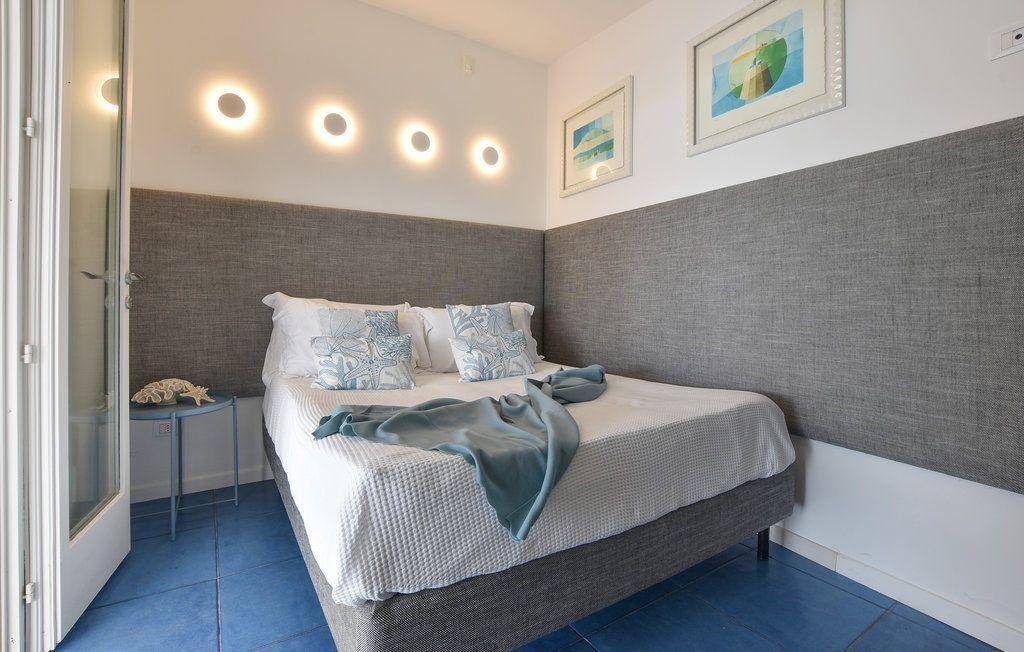 Photo of Bedroom in Trappeto