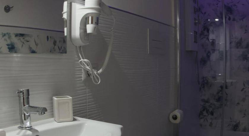 Photo of Bathroom in Quartieri Nuovi della Mosella