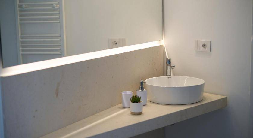 Photo of Bathroom in Bronte