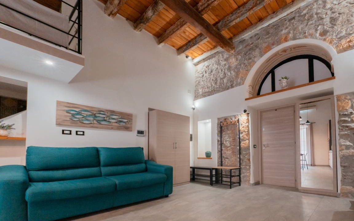 Photo of Livingroom in Old Town