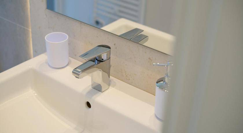 Photo of Bathroom in Bronte