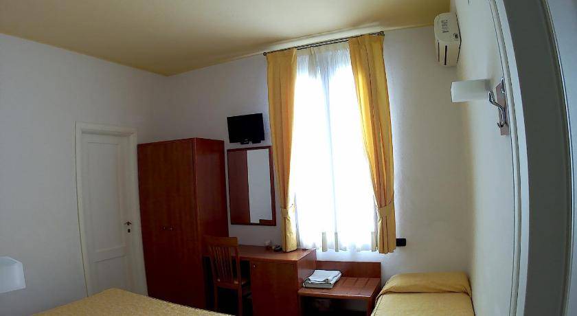 Photo of Others in Arenella