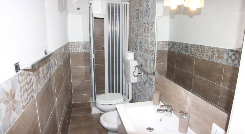 Photo of Bathroom in Trapani City Centre