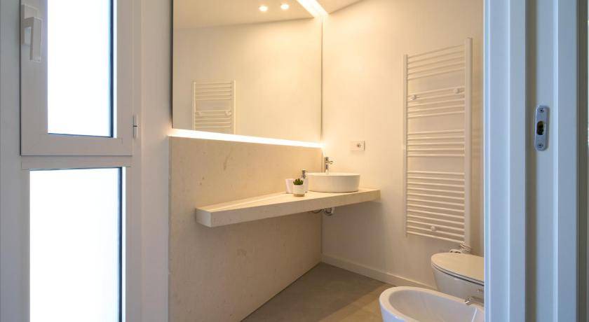 Photo of Bathroom in Bronte