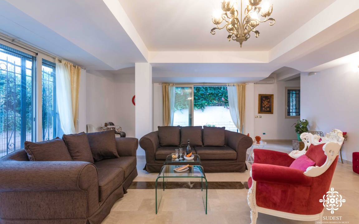 Photo of Livingroom in Caucana-finaiti-casuzze-finaiti Nord