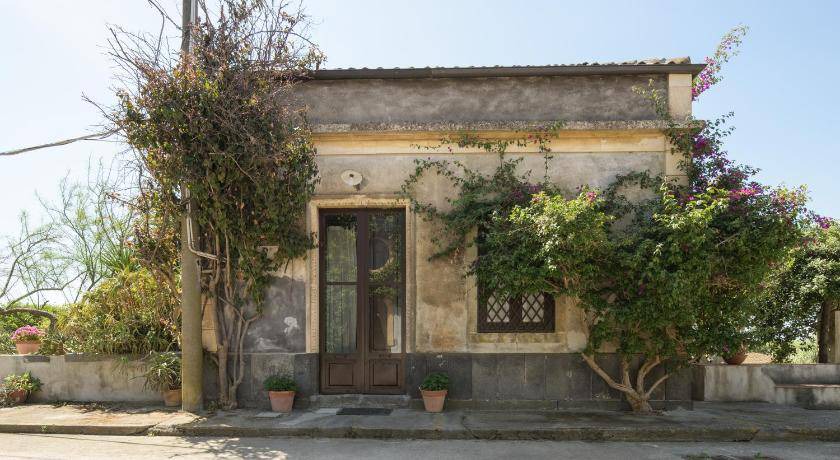 Photo of Others in San Giorgio-Librino-San Giuseppe la Rena-Zia Lisa-Villaggio Sant'Agata