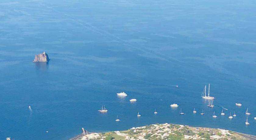 Photo of Others in Stromboli