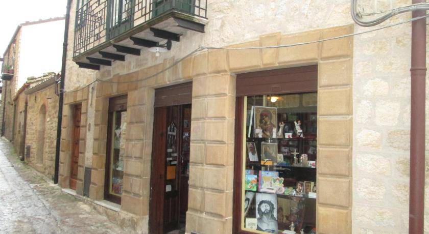 Photo of Others in Gangi
