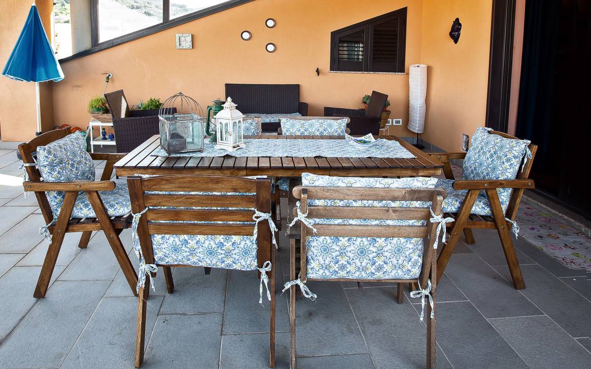 Photo of Patio Balcony in Brolo