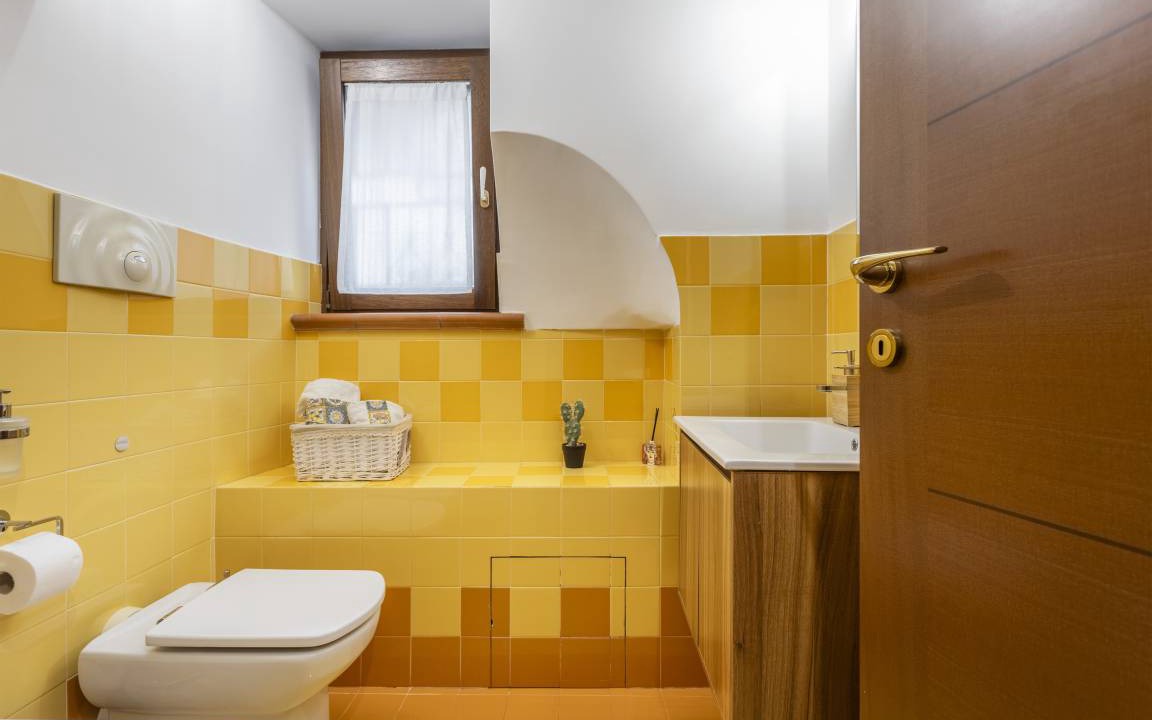 Photo of Bathroom in Kalsa