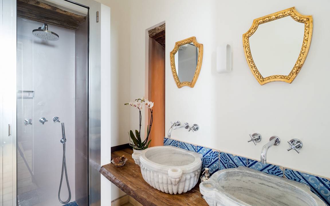 Photo of Bathroom in Zafferana Etnea
